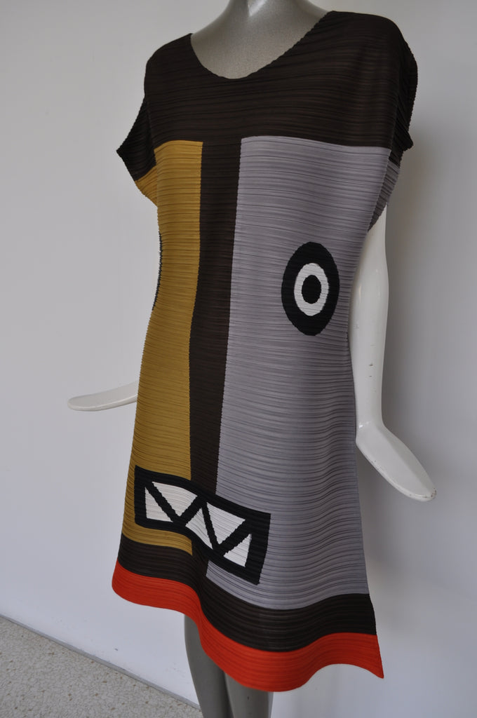 Issey Miyake Fete dress