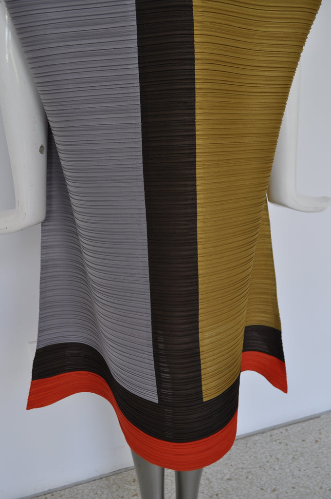 Issey Miyake Fete dress
