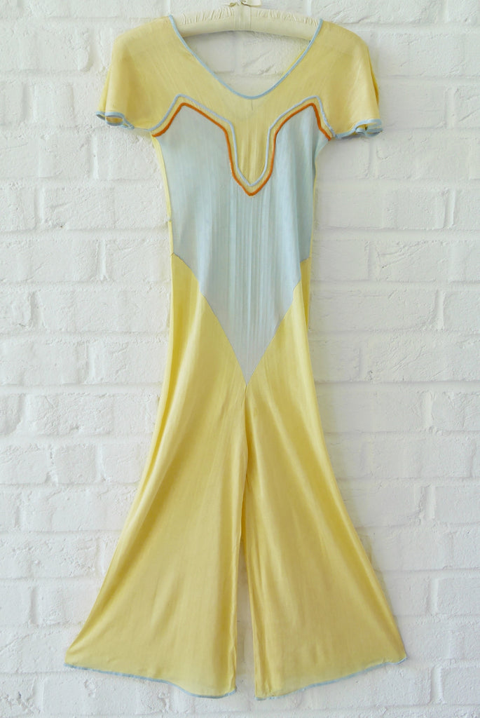 Vintage 20s silk jersey romper, pantsuit. Deco design.