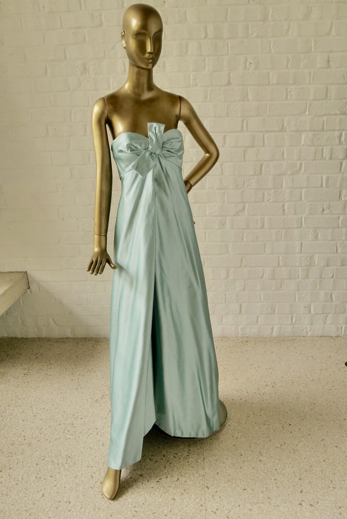 Sarmi New York couture gown strapless. Nan Duskin