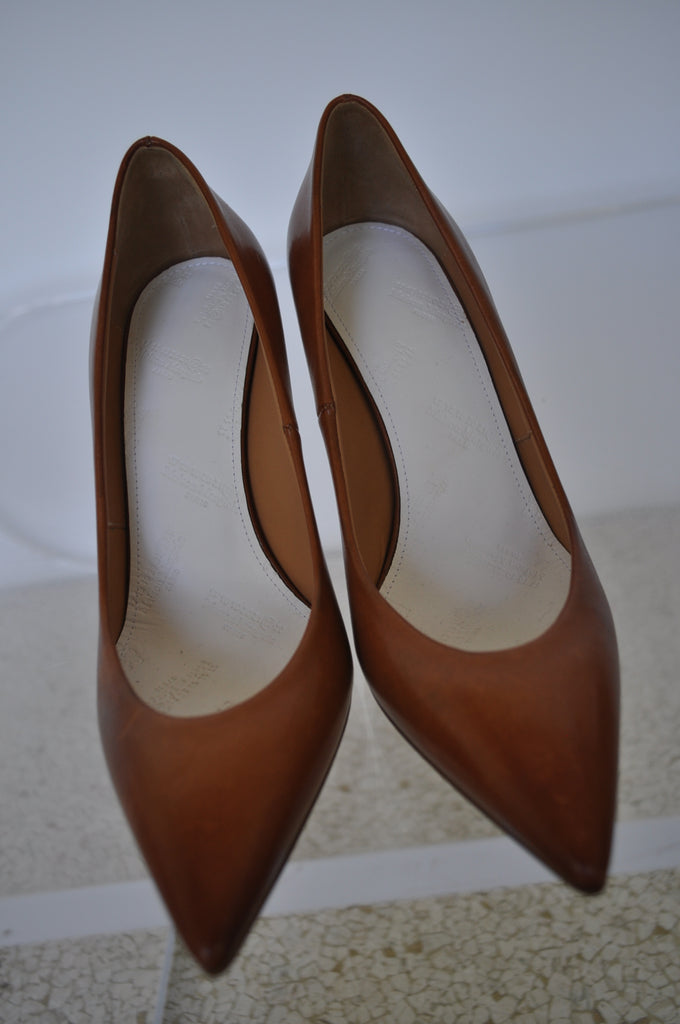 Maison Margiela pumps with silver heel unused sz 37 1/2