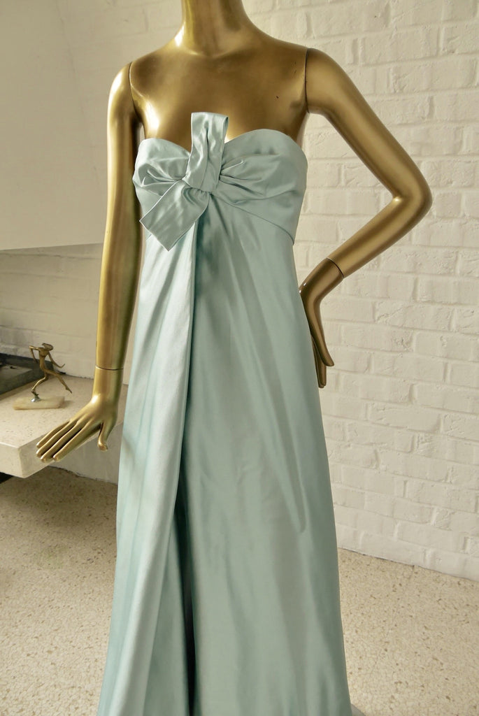 Sarmi New York couture gown strapless. Nan Duskin