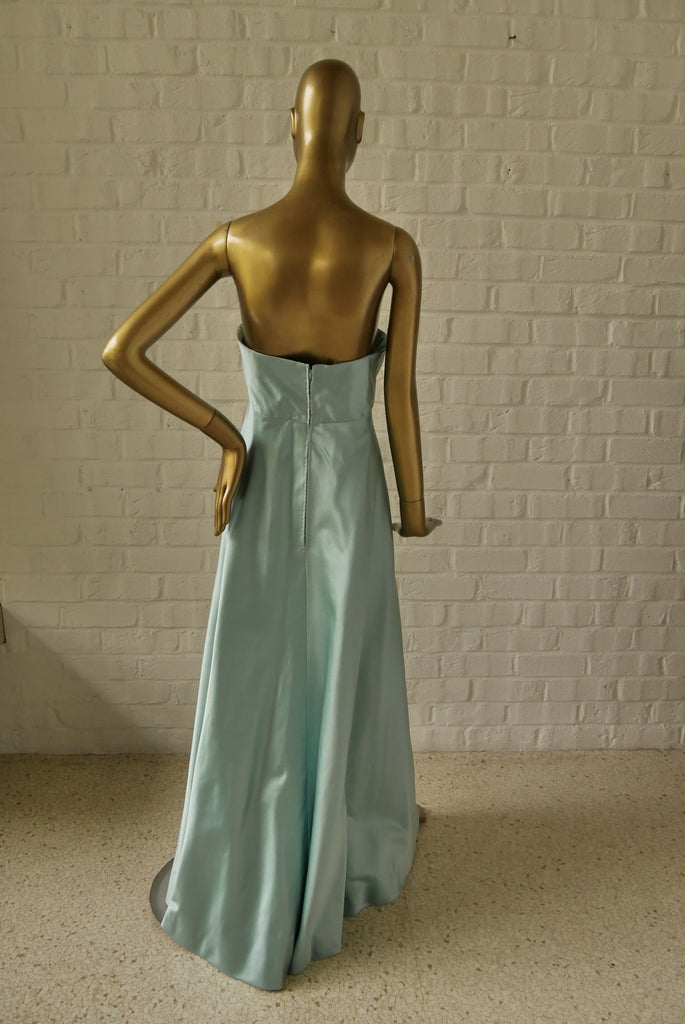 Sarmi New York couture gown strapless. Nan Duskin