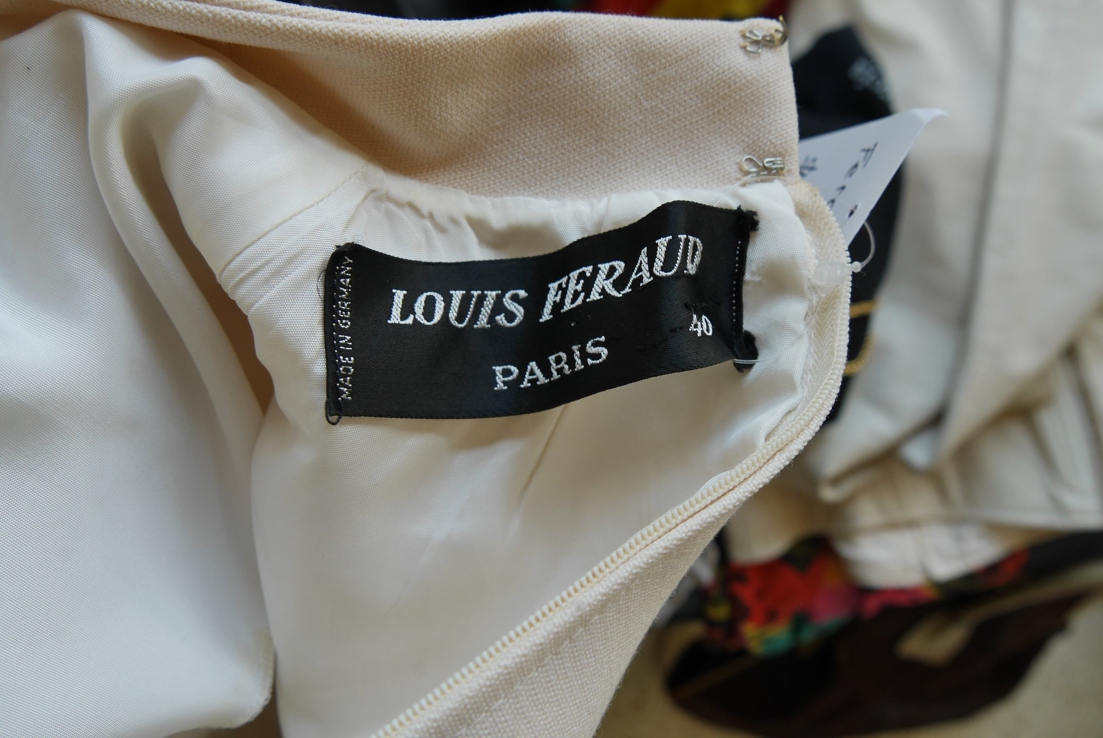 Bas En Nylon Ergelan Louis Feraud Vintage Des Années 60 - Taille 0 - Occasion